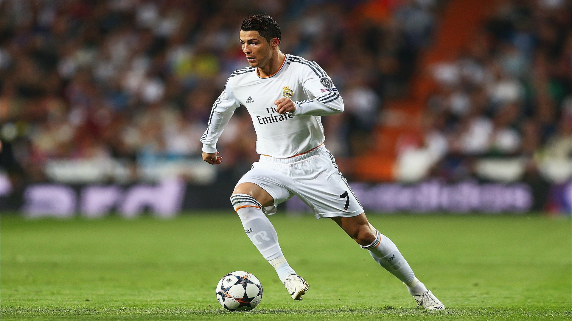 开云APP-从溃败到封神，Peanut的血性突袭，C9在入围赛上演让一追二的逆袭宣言
